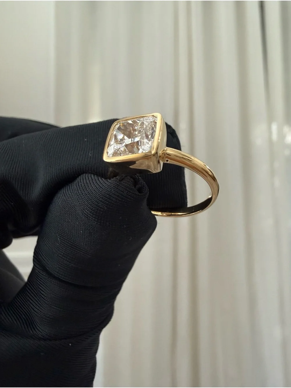 NIB 2.0 Ct Cushion Cut Engagement Lab Diamond Ring Lightbox 18K Gold Size 4.75